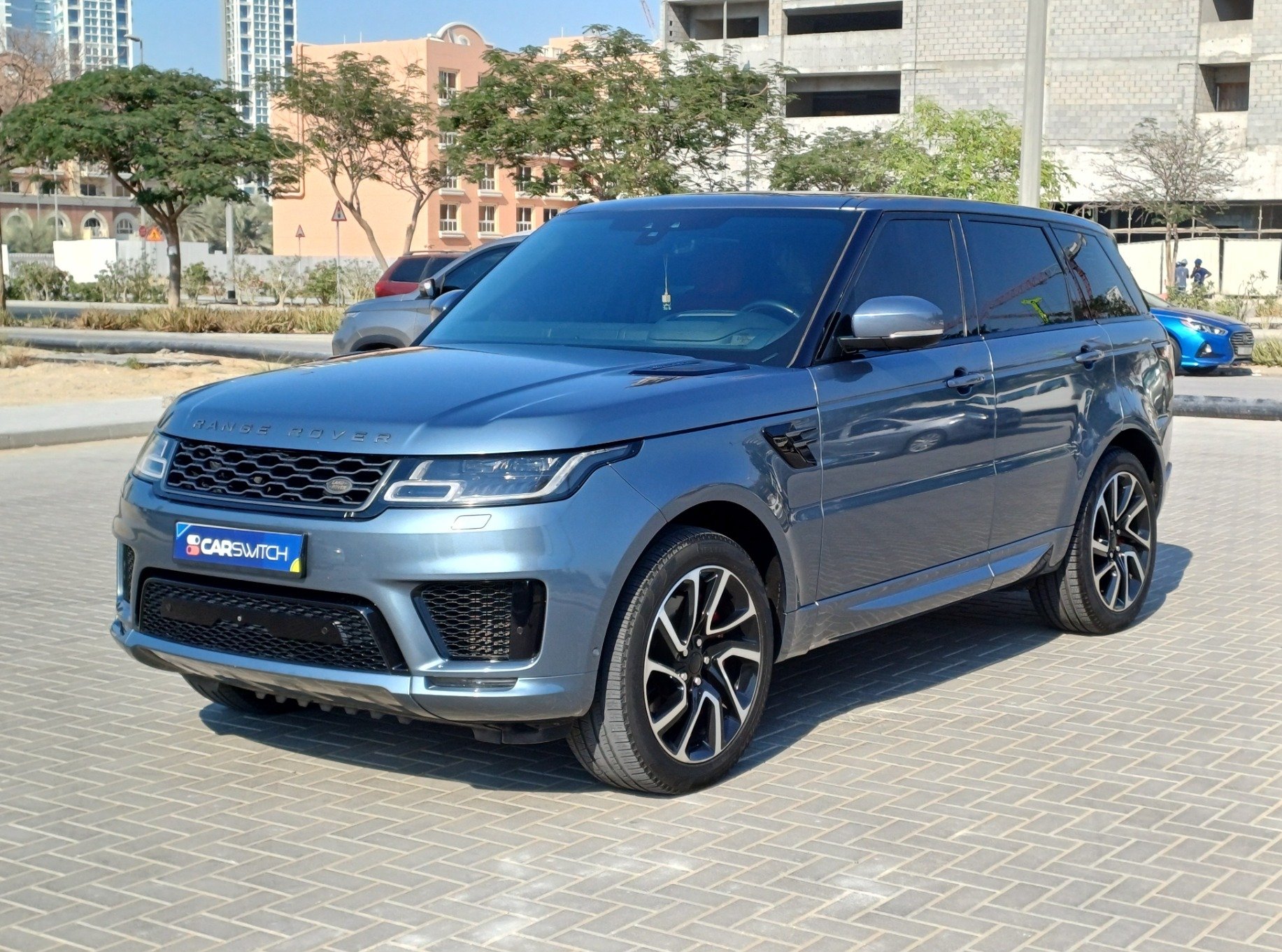 Used 2018 Range Rover Sport for sale in Dubai